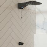 Chuveiro Elétrico Híbrido Eletrônico com Visor Digital 220V 7700w Preto Quadrado Polo Plus Hydra - Imagem 2