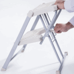 Escada Dobrável Resistente 2 Degraus Doméstica Anodilar Aço Cinza - Imagem 3